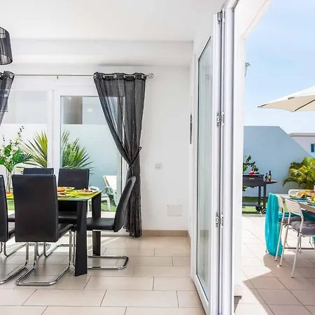Acacia Villa *